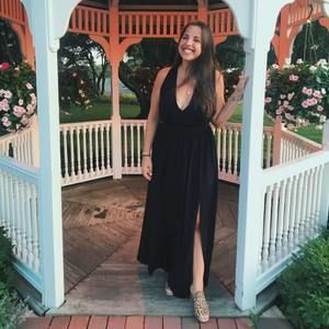 Meet your Posher, Lauren